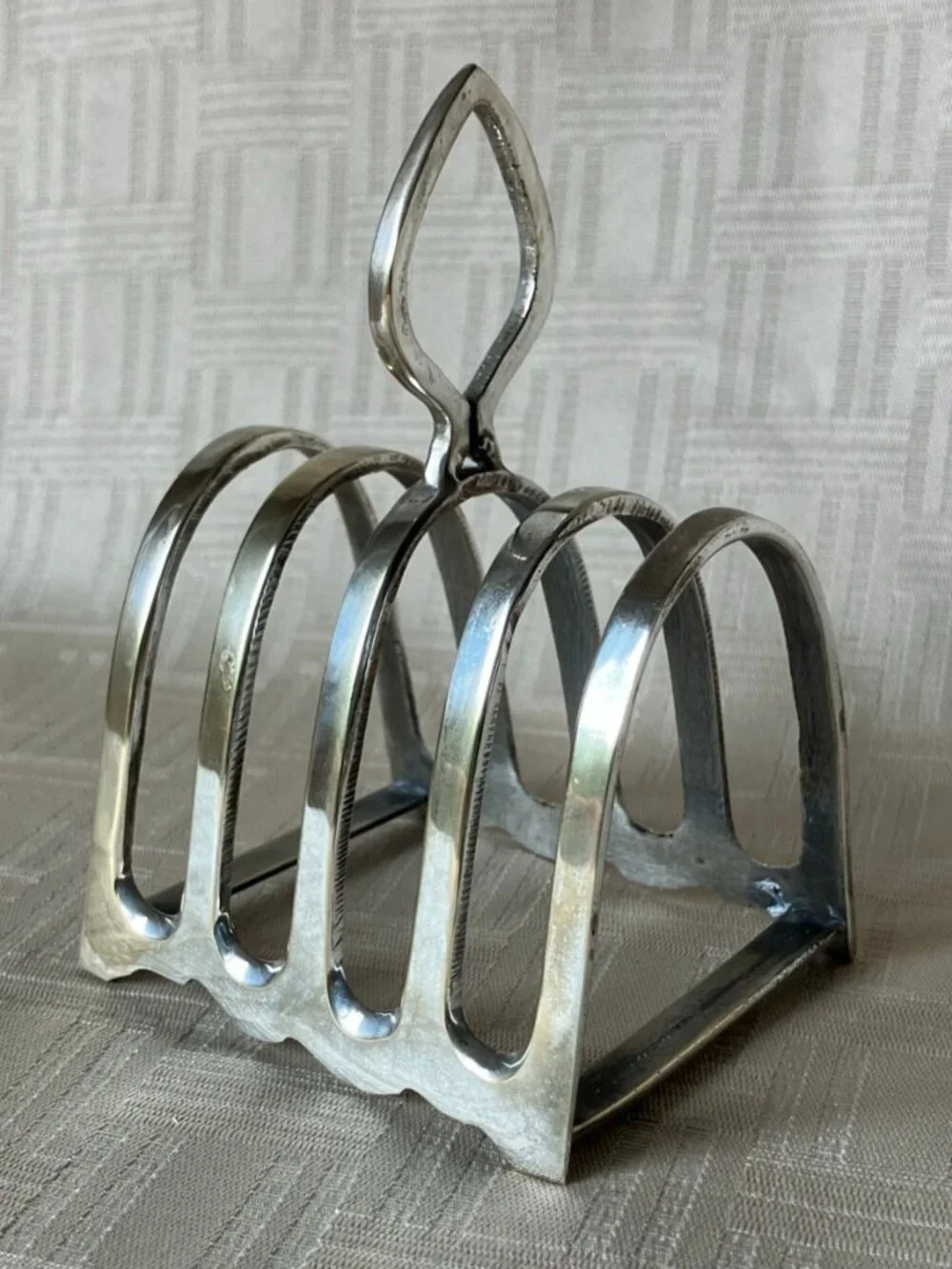 Vintage Silver Plated 4 Slot Toast Rack/Letter Holder Spade Handle